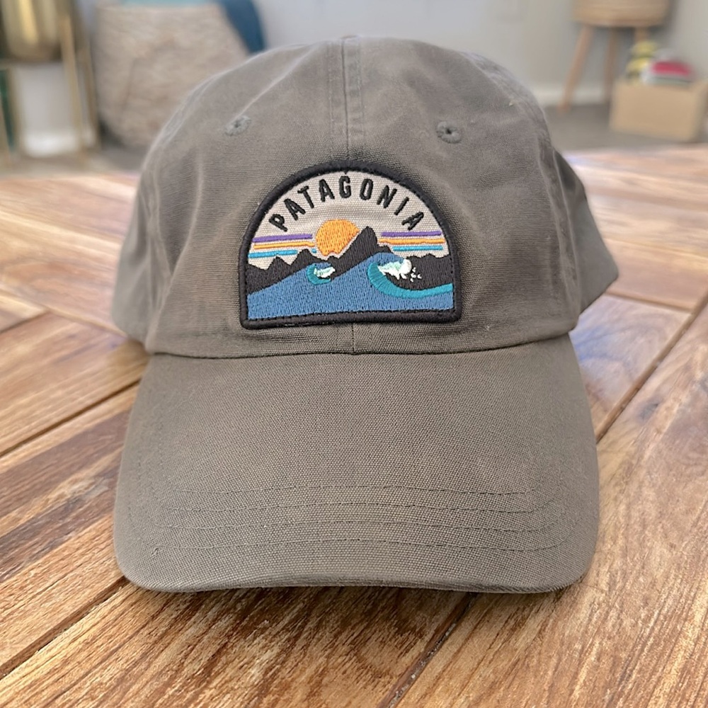 Patagonia Hat Adult One Size Logo Mountains and Waves Dark Grey Strapback